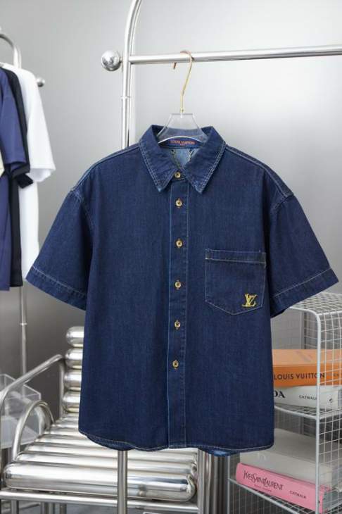 Picture of LV Shirt Pant Suits _SKULVS-XLhgntx0223757